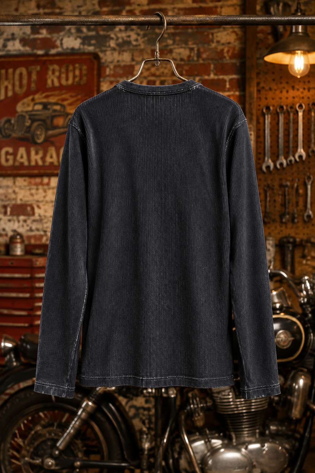 Ribbad Långärmad Tröja – Vintage Wash Black Tee